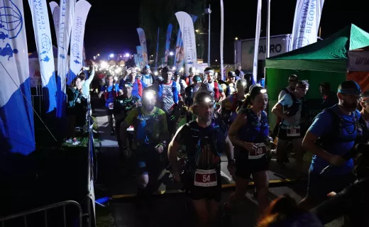 Największe wyzwanie Festiwalu Biegowego! Bieg na 100 km wystartował w środku nocy - 43